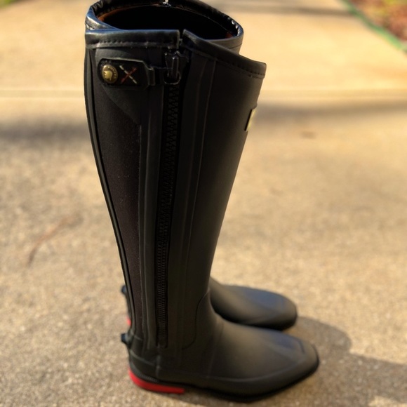 Black Hunter Boots - Picture 5 of 15